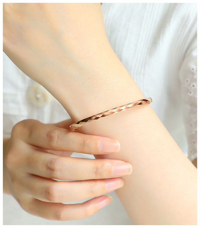rose gold tungsten bangle