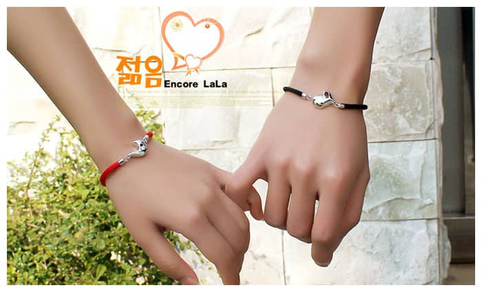 Magnetic Matching Heart Bracelets for Couples