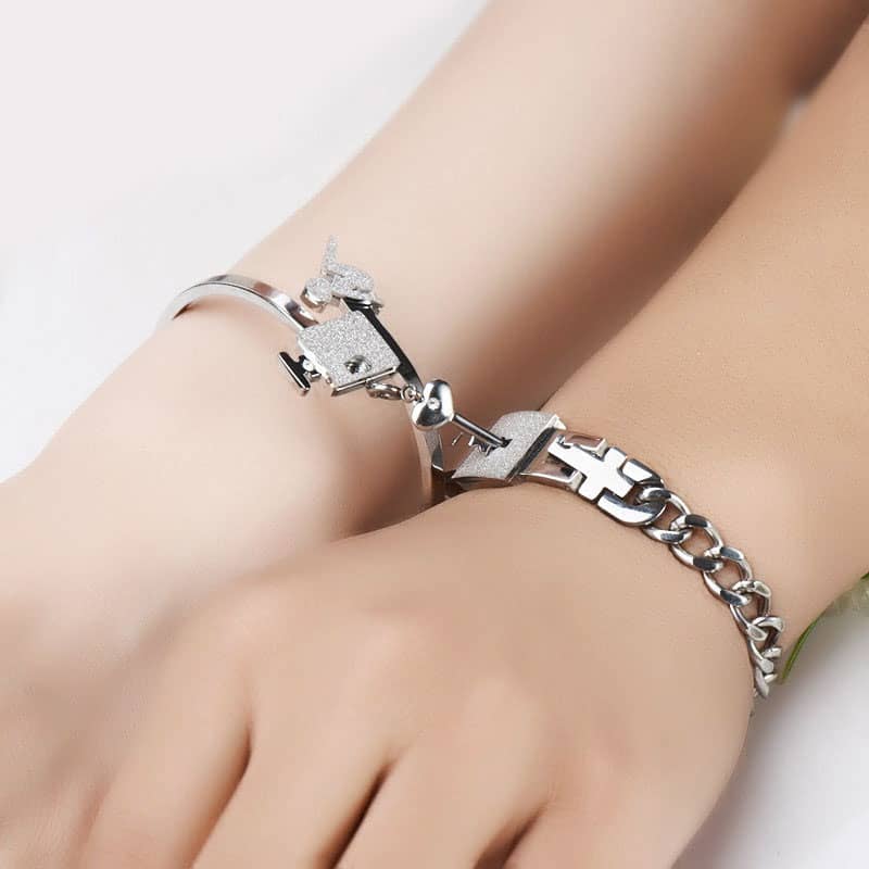 (image for) Matching Couple Lock Bracelet And Heart Key Bangle Set In Titanium Steel