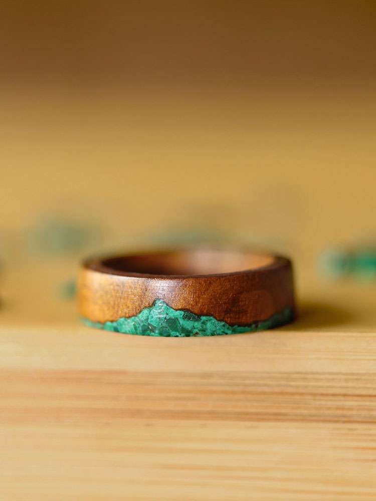(image for) Golden Silk Nanmu Malachite Mountain Ring for Men - 7mm