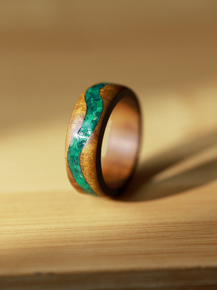 (image for) Phoebe Zhennan Wood Malachite River Ring For Men - 7mm