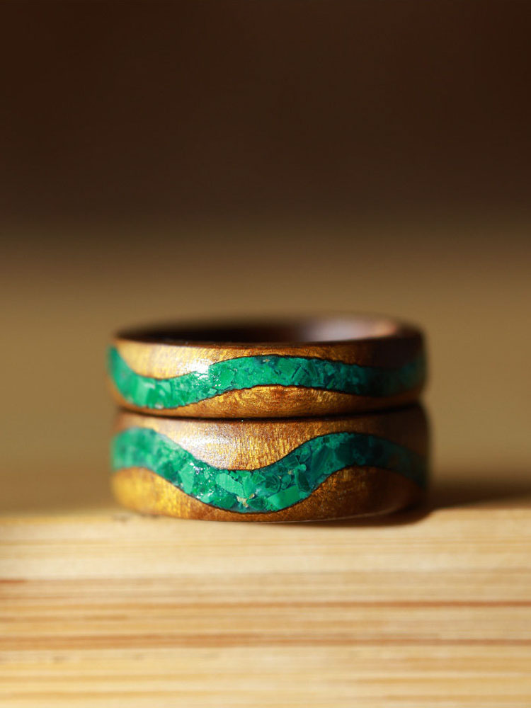 (image for) Phoebe Zhennan Wood Malachite River Ring For Men - 7mm
