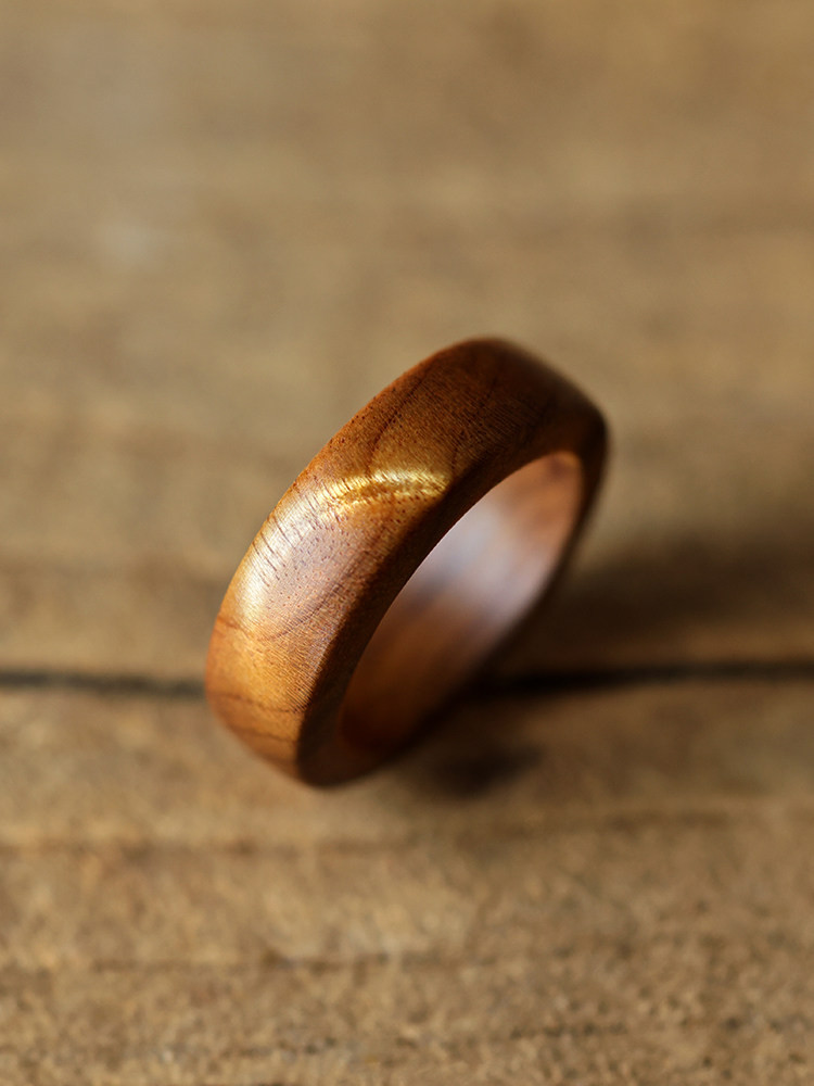 (image for) Phoebe Zhennan Golden Silk Nanmu Wood 7mm Mens Wedding Band