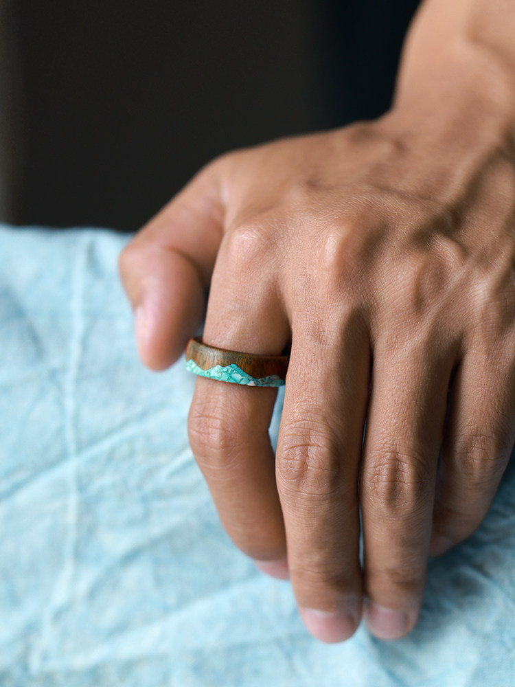 (image for) Green Sandalwood Verawood Turquoise Mountain Ring For Men - 7mm