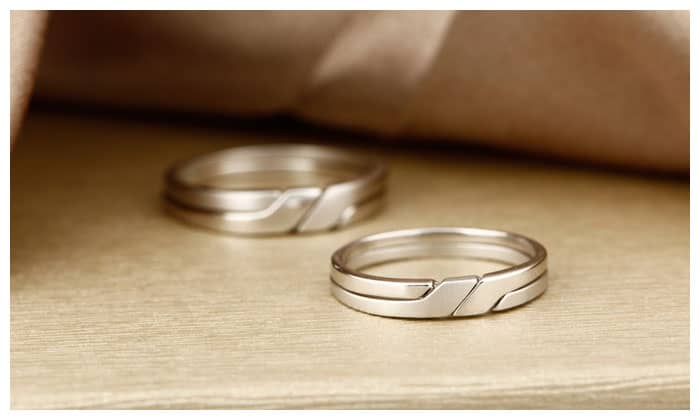 Interlocking Matching Rings for Couples