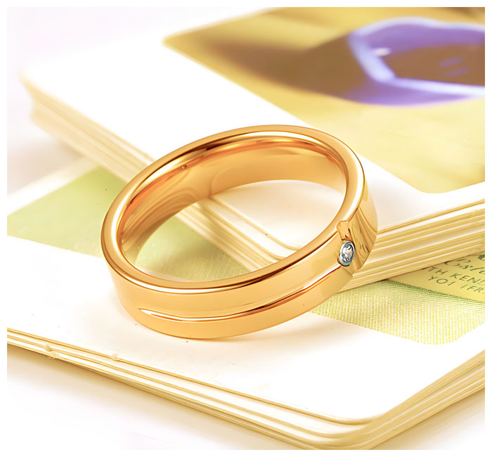 womens gold tungsten ring with diamond