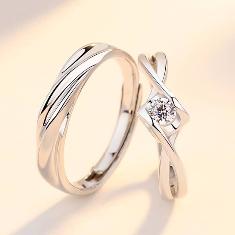(image for) Infinity Heart Diamond Men And Women Matching Rings In Sterling Silver